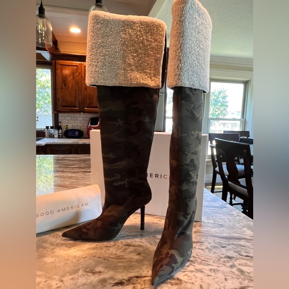 Good American High Kickstand Camo Neoprene Over Knee Boot Sherpa Sz 6 Runs Small - Picture 2 of 7